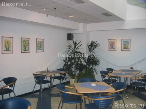 Reverence Hotel 8